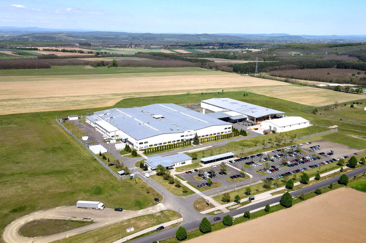 Zollner Elektronik AG - Standort Szuegy in Ungarn